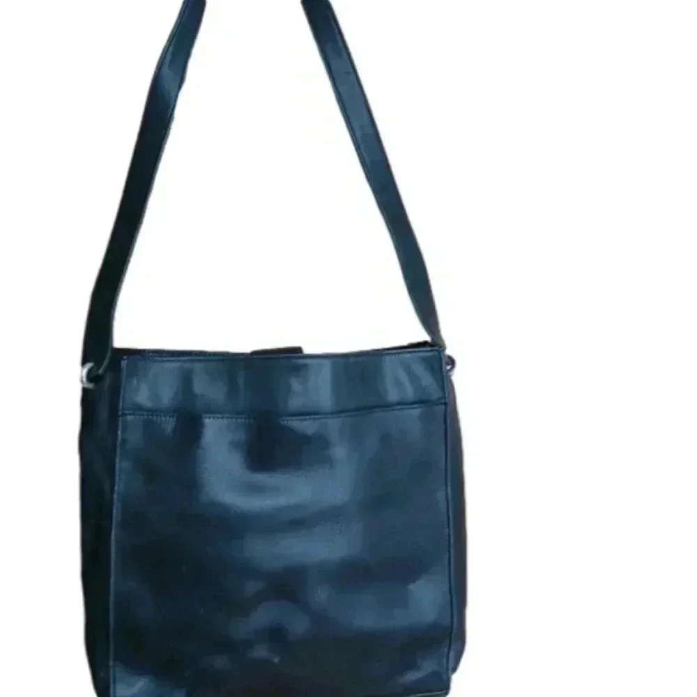 Rolf's Black leather shoulder bag with pockets